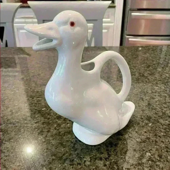 Vintage White Ceramic Duck Pitcher - Picture 7 of 13